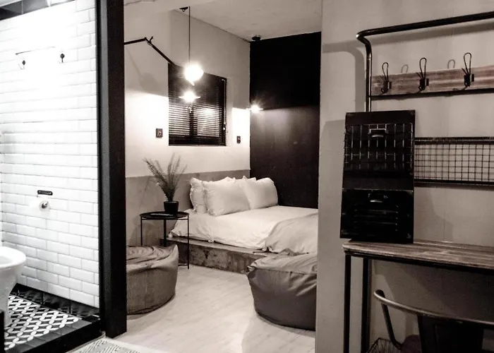 모텔 Mmmio Ii Design Myeongdong 2*
