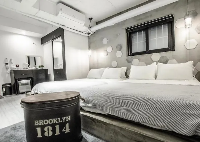 Mmmio Ii Design Myeongdong Seul