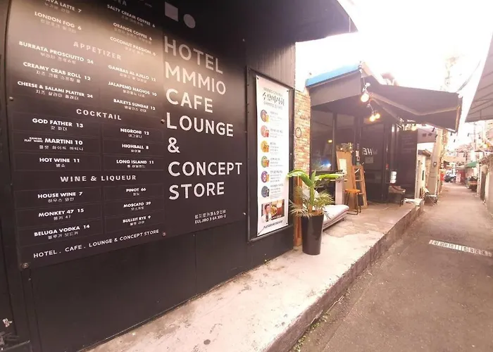 Mmmio Ii Design Myeongdong 모텔 2*
